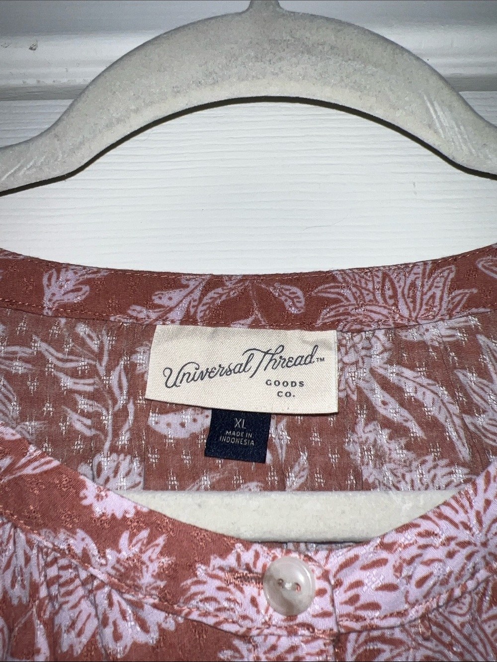Universal Thread Rust Floral Button-Front Top - Picture 2 of 3